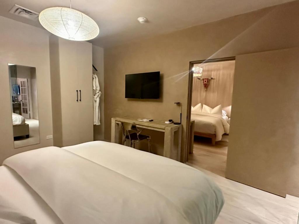 Palace Modern At The Plaza Hotel *