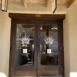Palace Modern At The Plaza Santa Fe
