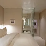 Palace Modern Hotel At The Plaza